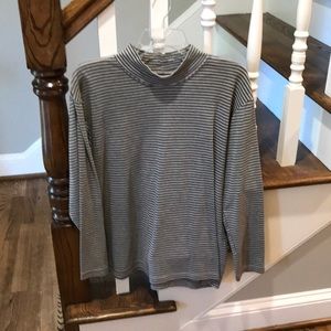 Eagle Eye Mock neck gray stripe